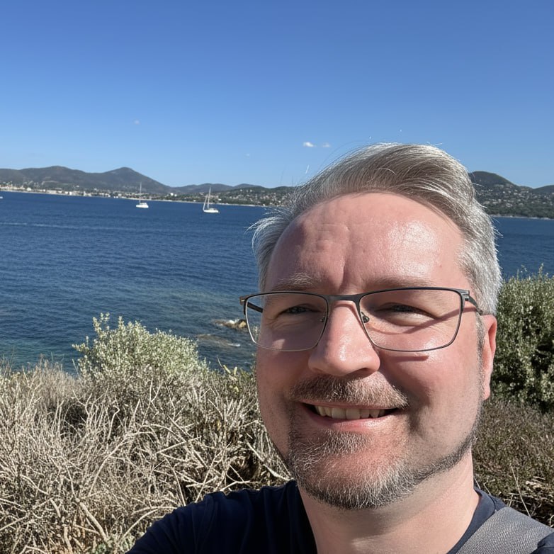 Thomas Feucht — Founder of Crimson Dragon